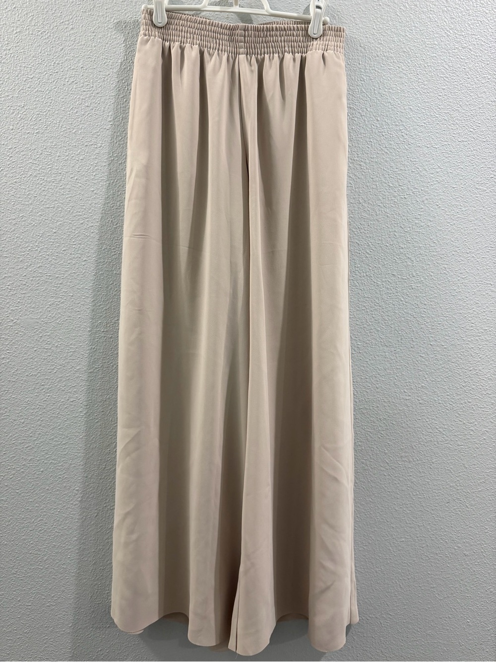 Aritzia Babaton Parker Palazzo Pant - Studio Drape - Picture 6 of 12